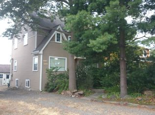 9541 Phinney Ave N, Seattle, WA 98103