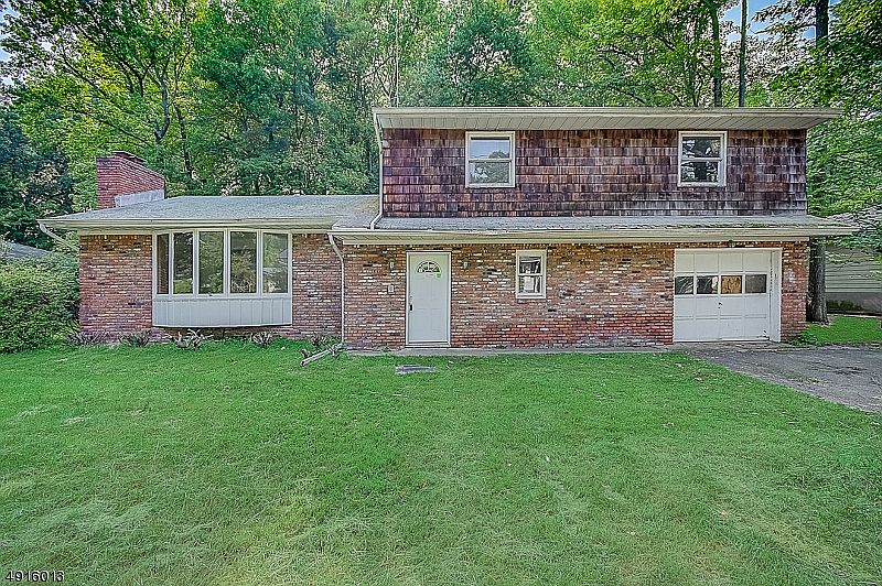 1st image of 39 Carlos Dr