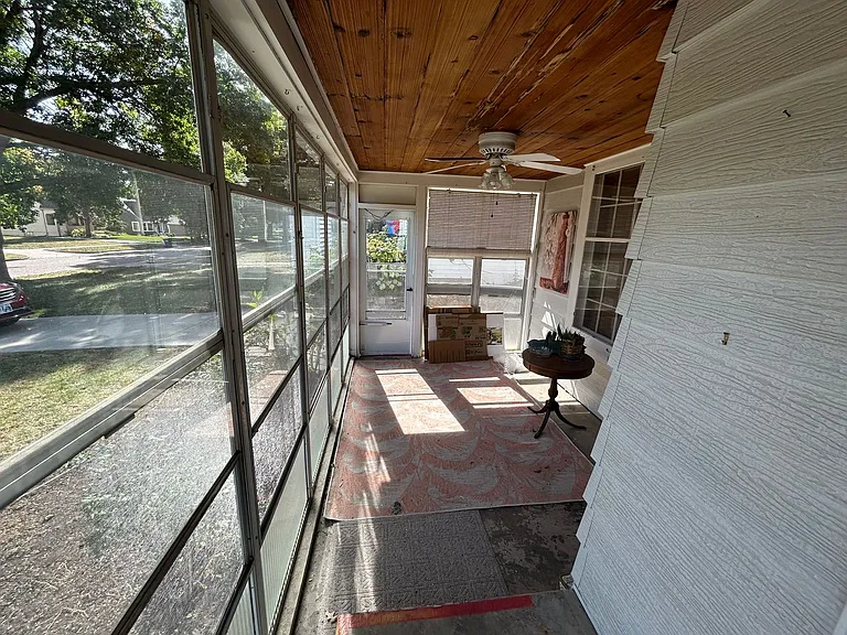 1603 S Carter Pl — Photo 3