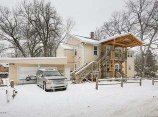 1924 Grove St, Kalamazoo, MI 49006