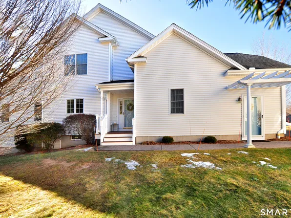 59 Hunt Glen Drive #59, Granby, CT 06035