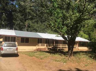 835 Elk Creek Rd, Happy Camp, CA 96039