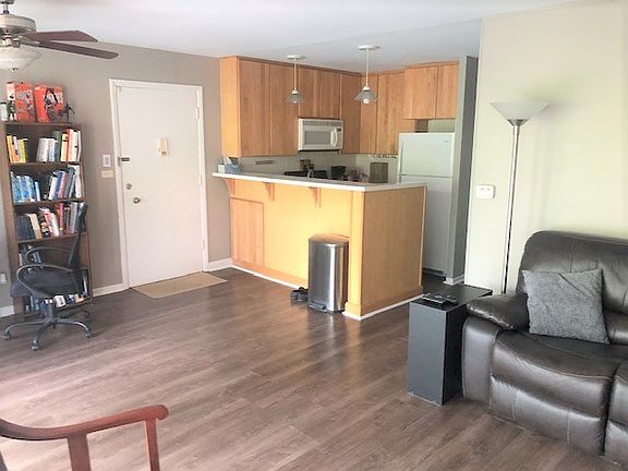 3rd image of 5518 E Lake Dr #90-C