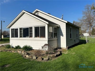 2109 Breakwater Dr, Oregon, OH, 43616