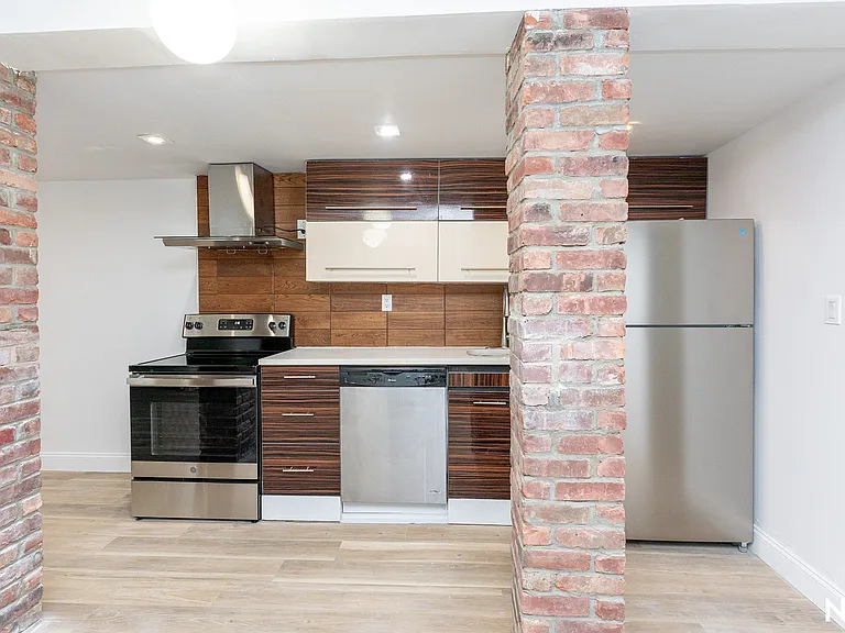 105 Weirfield St #1 — Photo 4