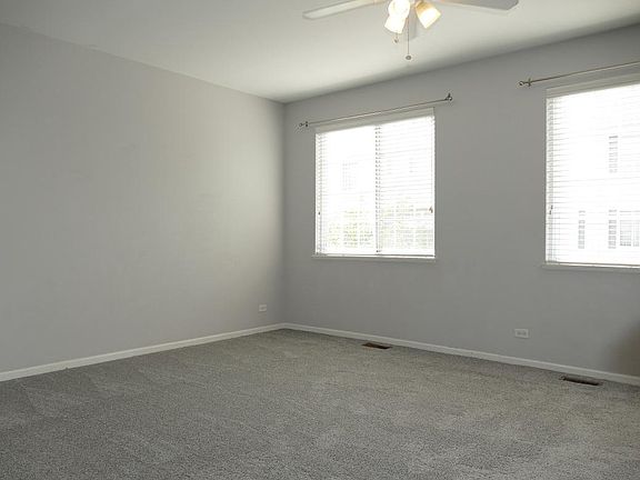 3rd image of 1801 Indian Hill Ln