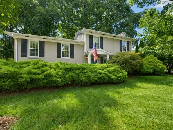 419 E Rowan St, Raleigh, NC 27609