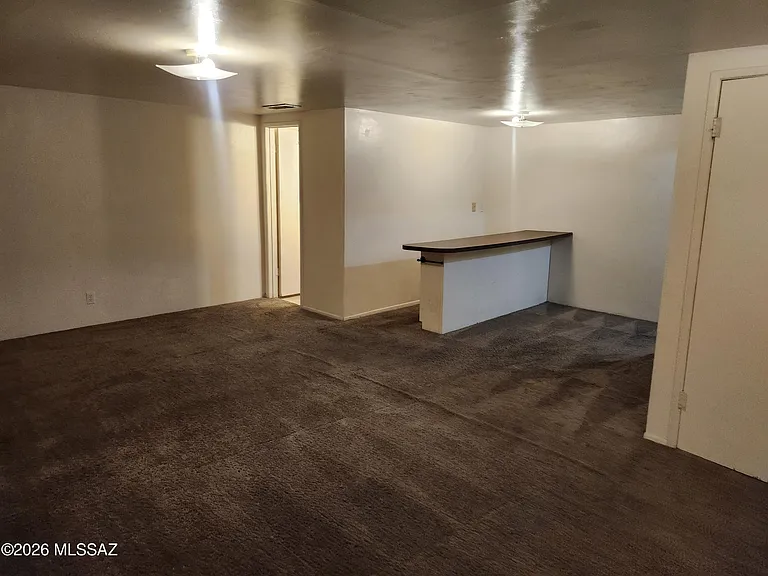 1244 S Camino Seco — Photo 18