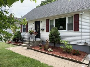 156 Commonwealth Ave, Worcester, MA 01604