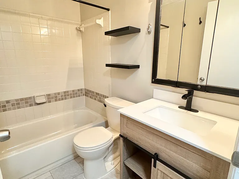 446 Palmspring Dr #C — Photo 11