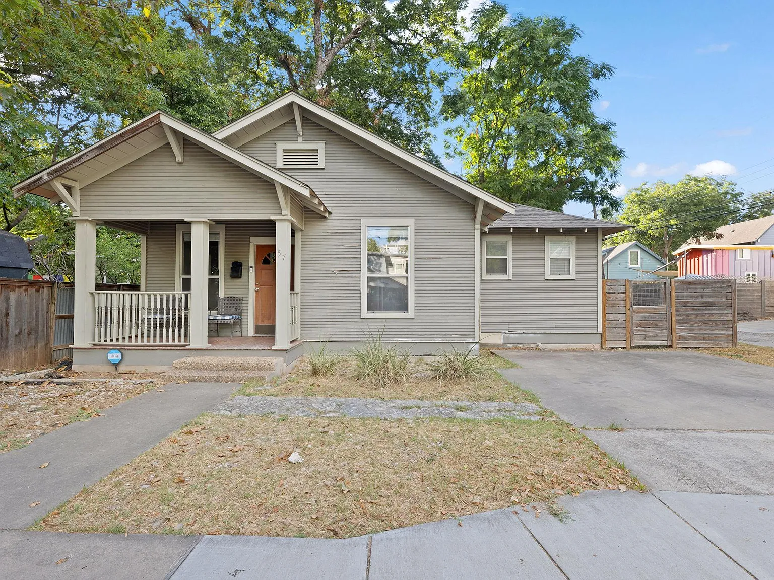3 bed, 2.0 bath, 1108 sqft, $2,950 — Photo 1