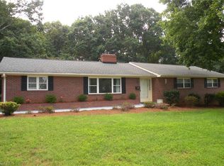 2420 Farmbrook Rd, Winston Salem, NC 27103