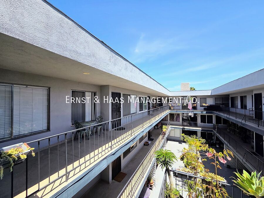 1st image of 120 Alamitos Ave APT 32
