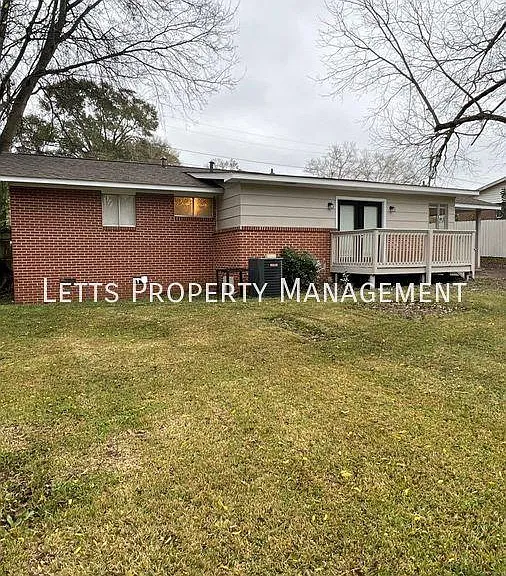947 Belvedere Dr — Photo 21
