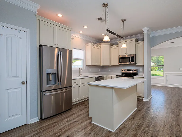 1311 Sunset Dr — Photo 13