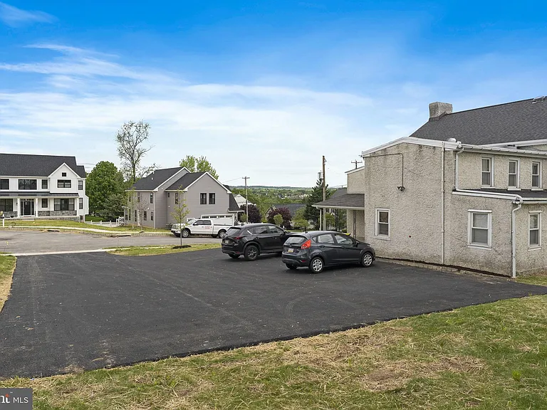 383 Anderson Rd #B — Photo 20