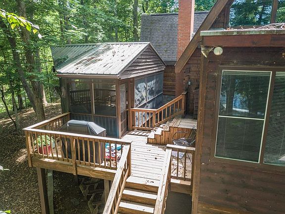 4th image of 382 W Point Dr