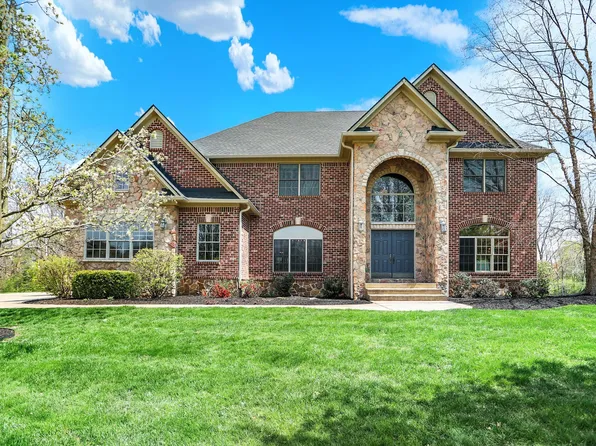 3940 Woodcrest Ct, Westfield, IN 46062