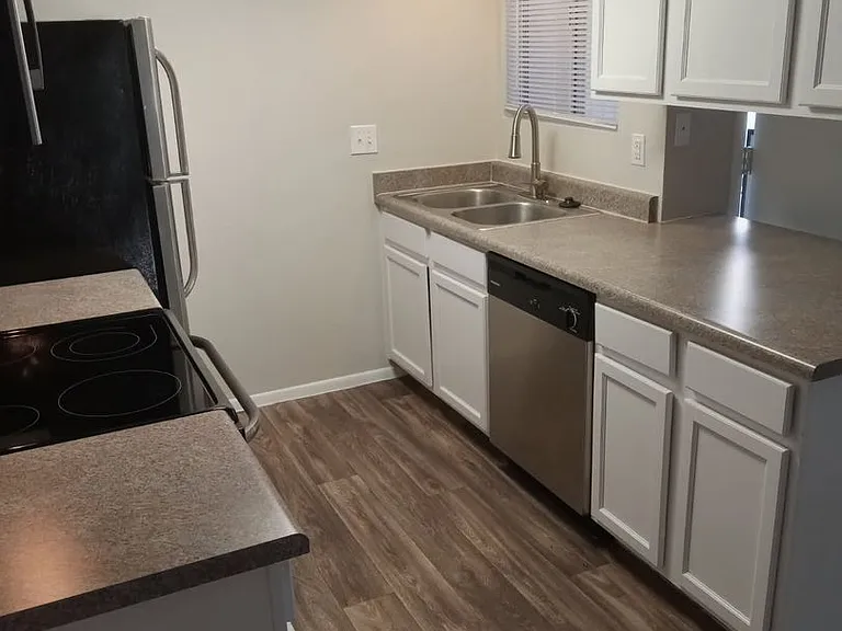 Ponderosa Ranch Apartments — Photo 20
