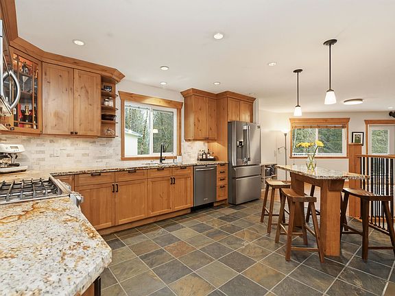 4th image of 25700 116th Ave