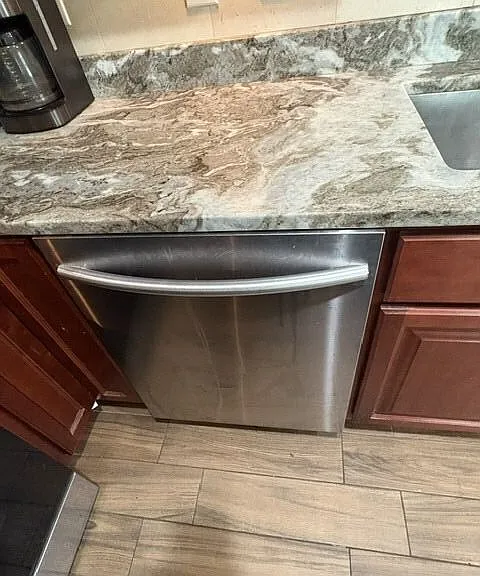 298 Wickenden St #4 — Photo 11