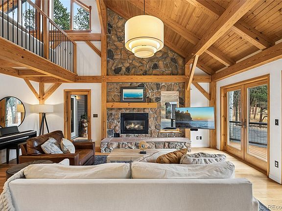 4th image of 23111 Shoshone Road