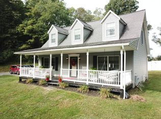 9479 Victory Ave, Grafton, WV 26354