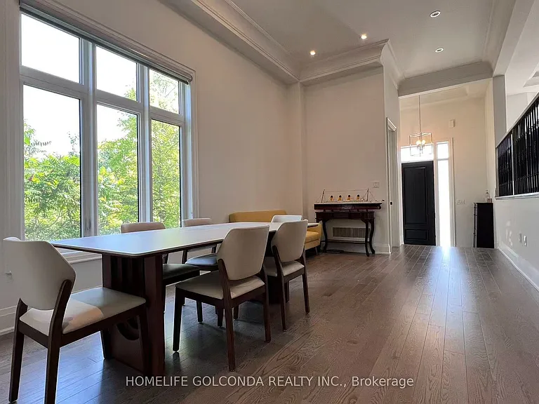 145 English Oak Dr — Photo 4