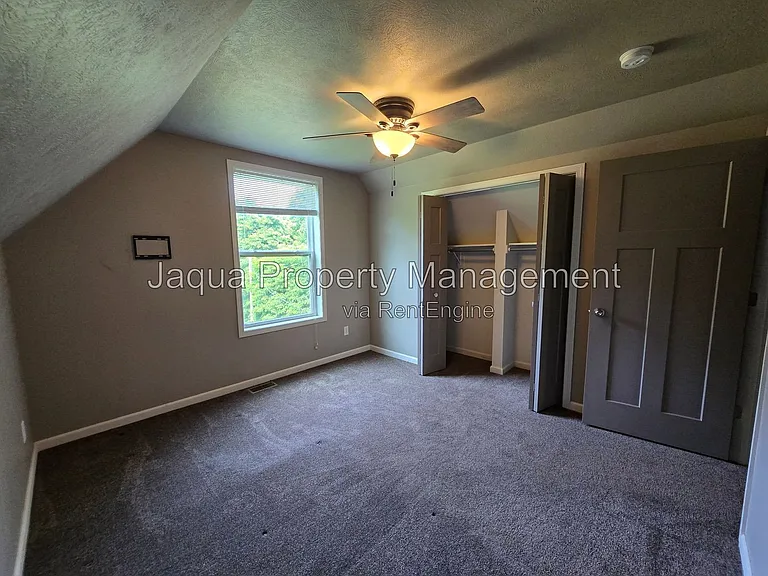 10578 Stadium Dr — Photo 15