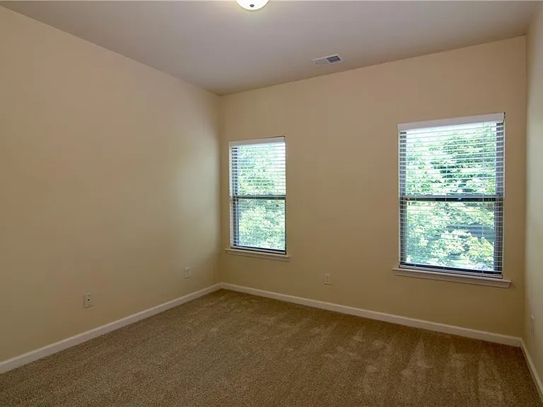 1660 Jardin Ct — Photo 21