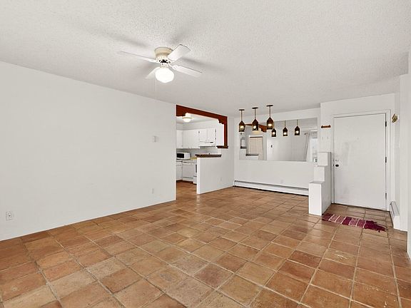4th image of 151 Calle Ojo Feliz Unit J