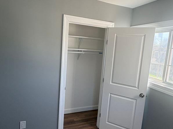 215 S Valley Ave #2