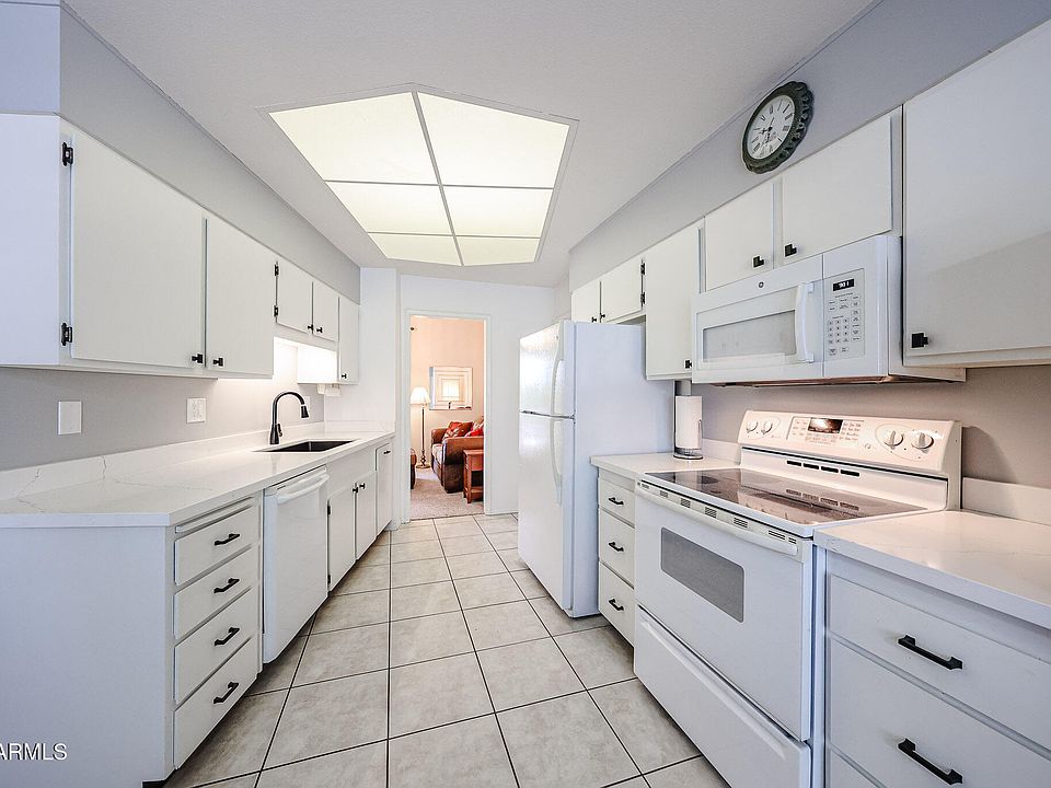 10845 W Hibiscus Dr, Sun City, AZ 85373 | Zillow