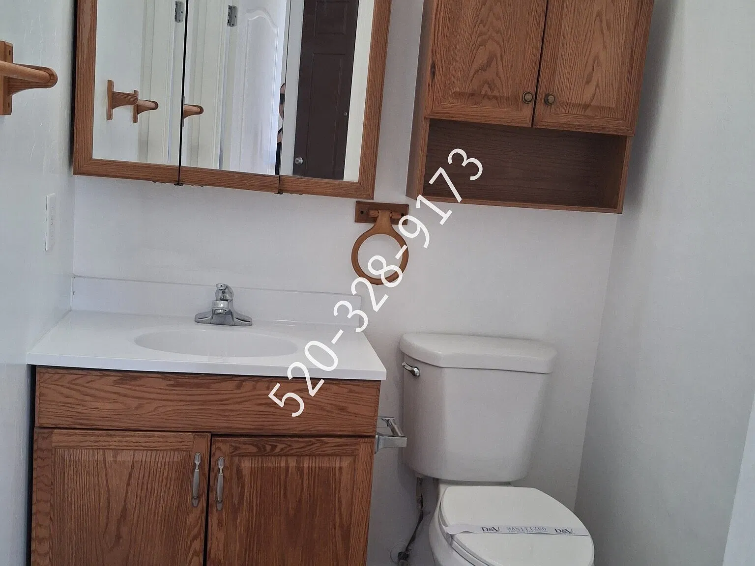 3 Bedroom 2 1/2 Baths House - Owner/Agent — Photo 3