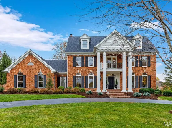 822 Town And Country Estates Dr, Saint Louis, MO 63141