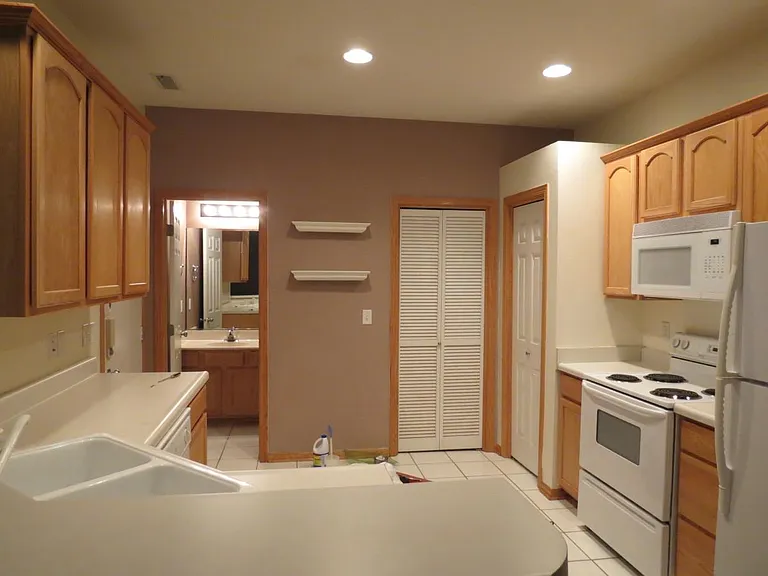 3805 NE Gardenia Ln — Photo 5
