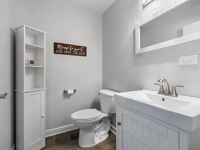 1621 Barthelone Ave — Photo 12