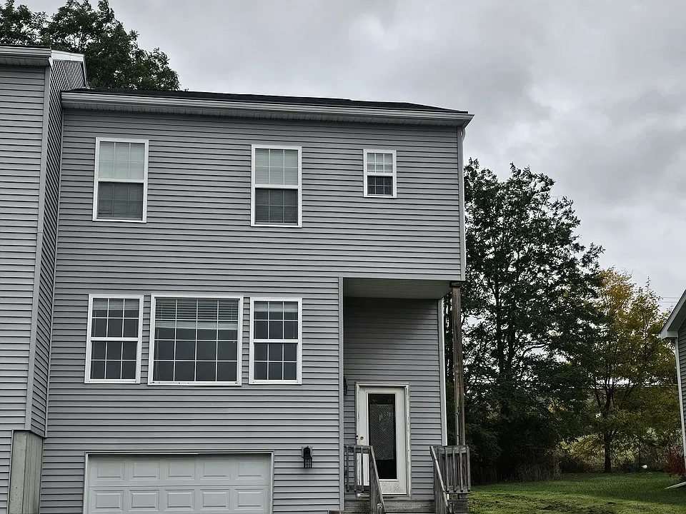 11 Applewood Ln