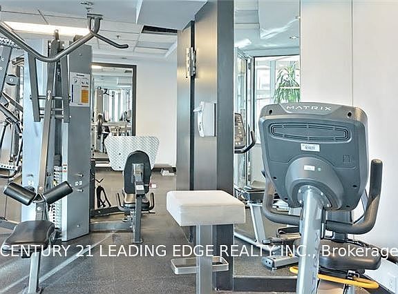 5th image of 2121 Lakeshore Blvd #512