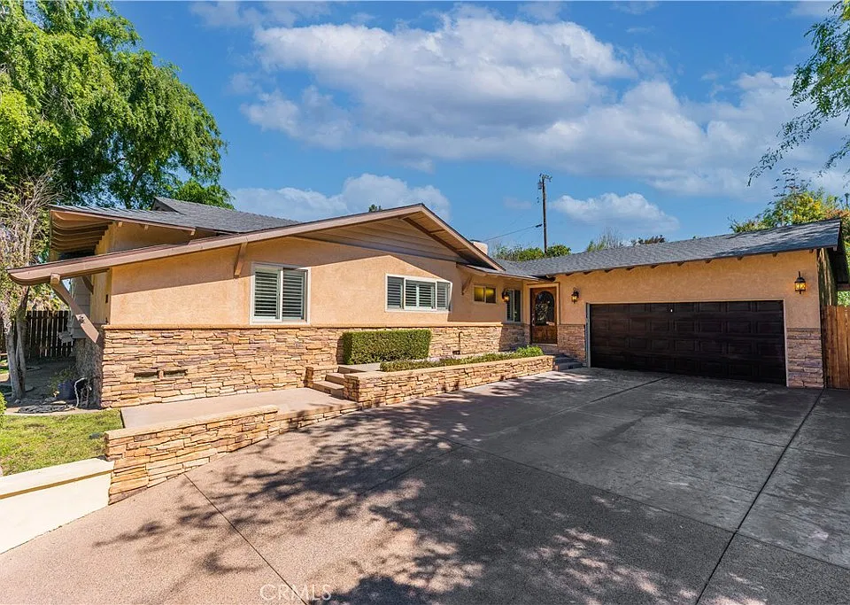 1418 Longview Dr