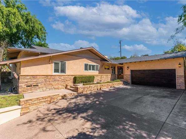 1418 Longview Dr, Fullerton, CA 92831