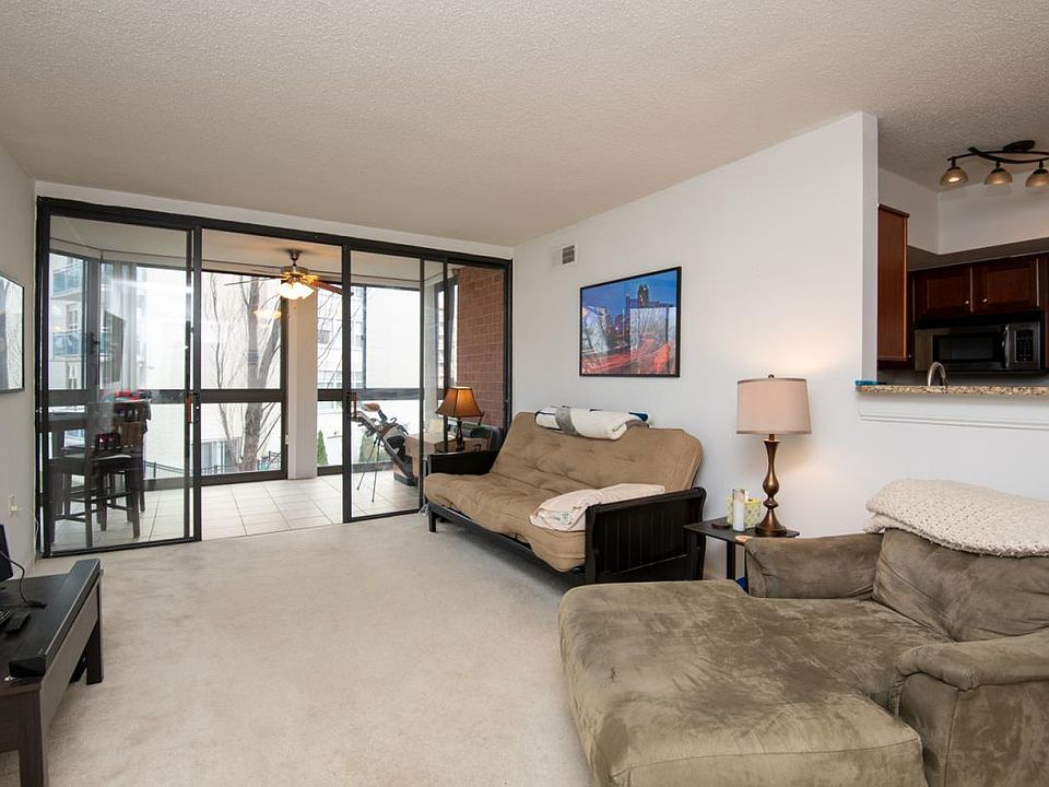 1st image of 1001 N Randolph St APT 223