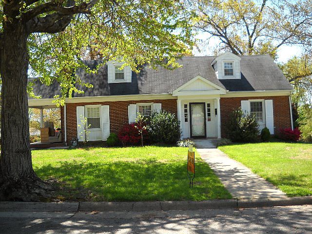 1st image of 540 S Woodberry Ave