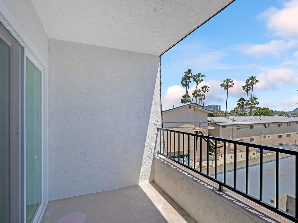 1st image of 4006 Emerald St #201