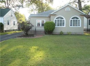 123 Stephenson Ave, Middlesex, NJ 08846