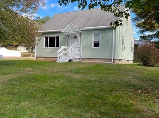 37 Franks Dr, Holyoke, MA 01040