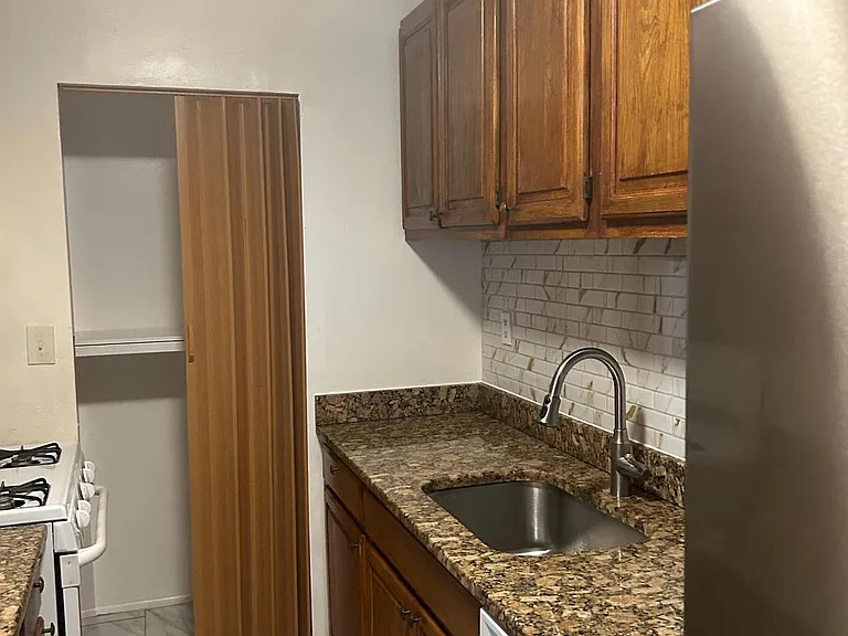 7609 Fontainebleau Dr #2215 — Photo 6