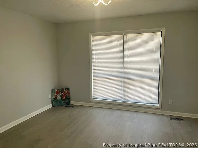 1366 Worstead Dr — Photo 11