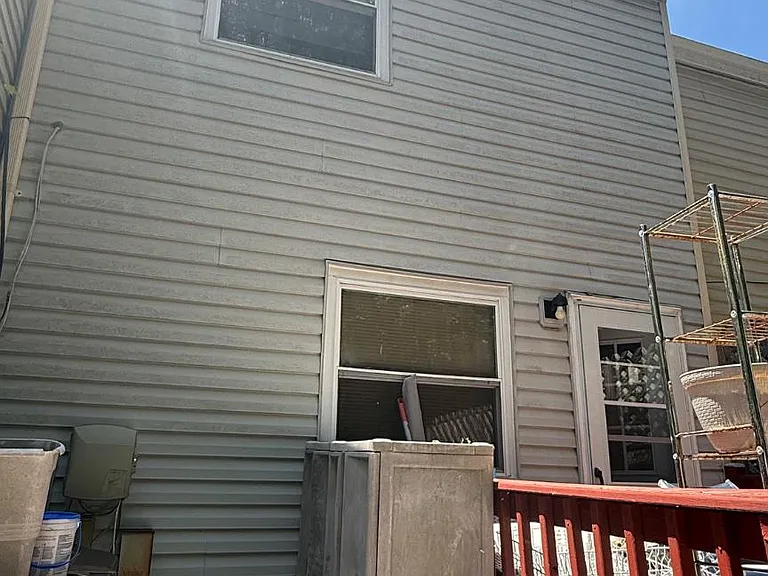 8759 Susquehanna St — Photo 2