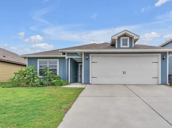 4536 Skipador Dr, Fort Worth, TX 76179